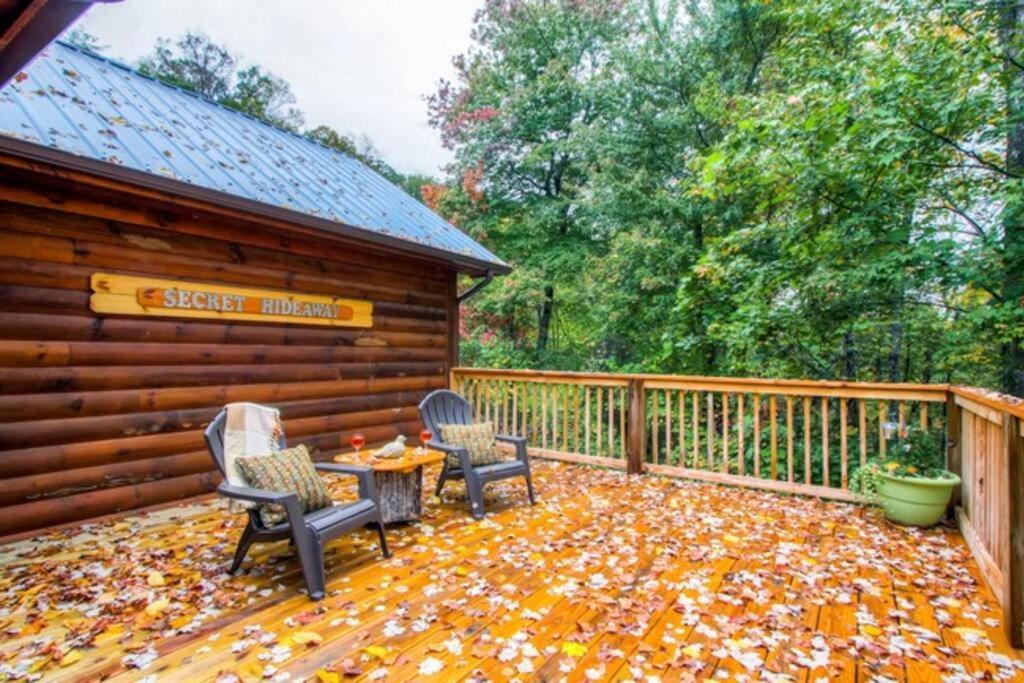 Great Location Pool Table Hot Tub Villa Gatlinburg Exterior photo